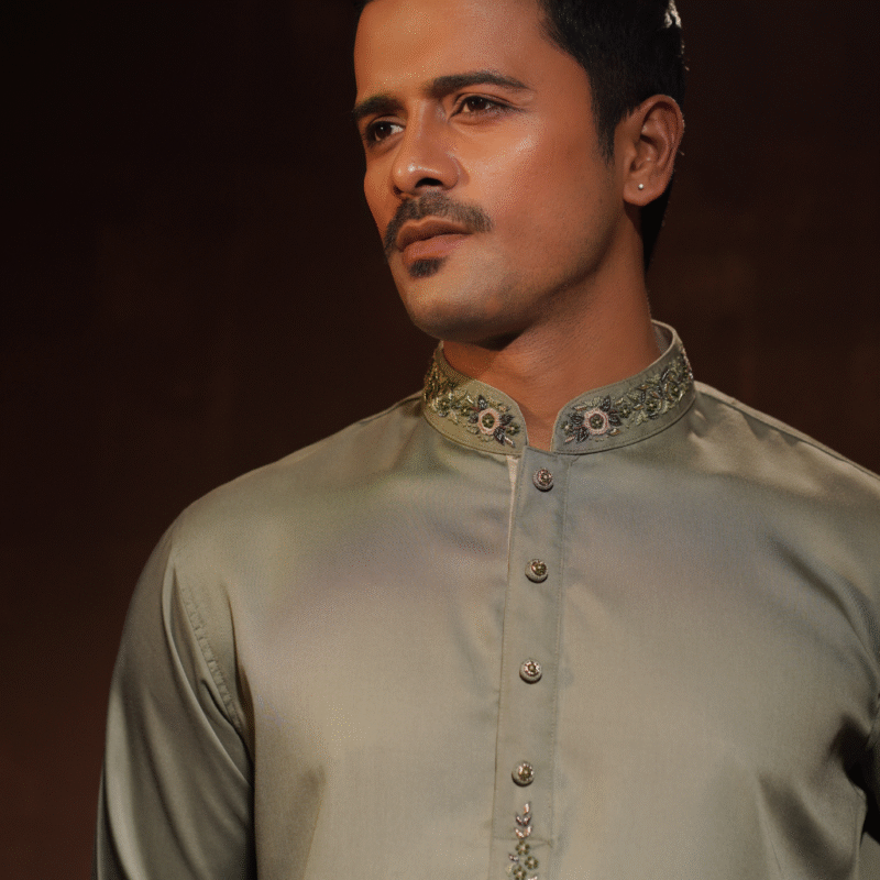 Metallic Laurel Green with elegant Zardoji